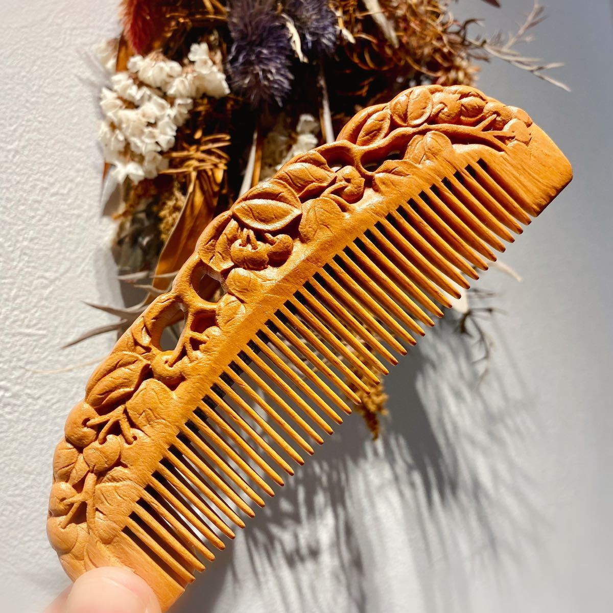 桃の木 彫刻 櫛 運気アップ 厄除け お守り プレゼント くし クシ ブラシさくらんぼ拍卖