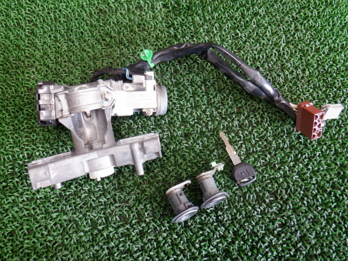 ライフ(JB1)ステアリングロックユニット拍卖