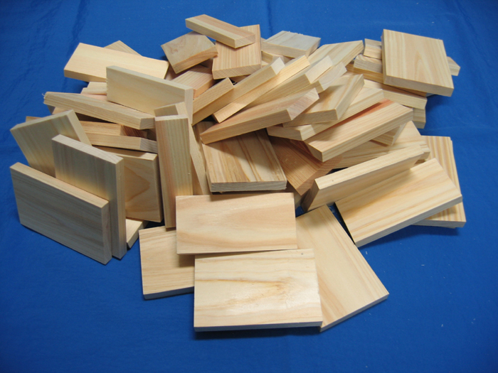 ★☆『 ヒノキ 』 無節の桧工作材料の端材 板(中)☆★拍卖