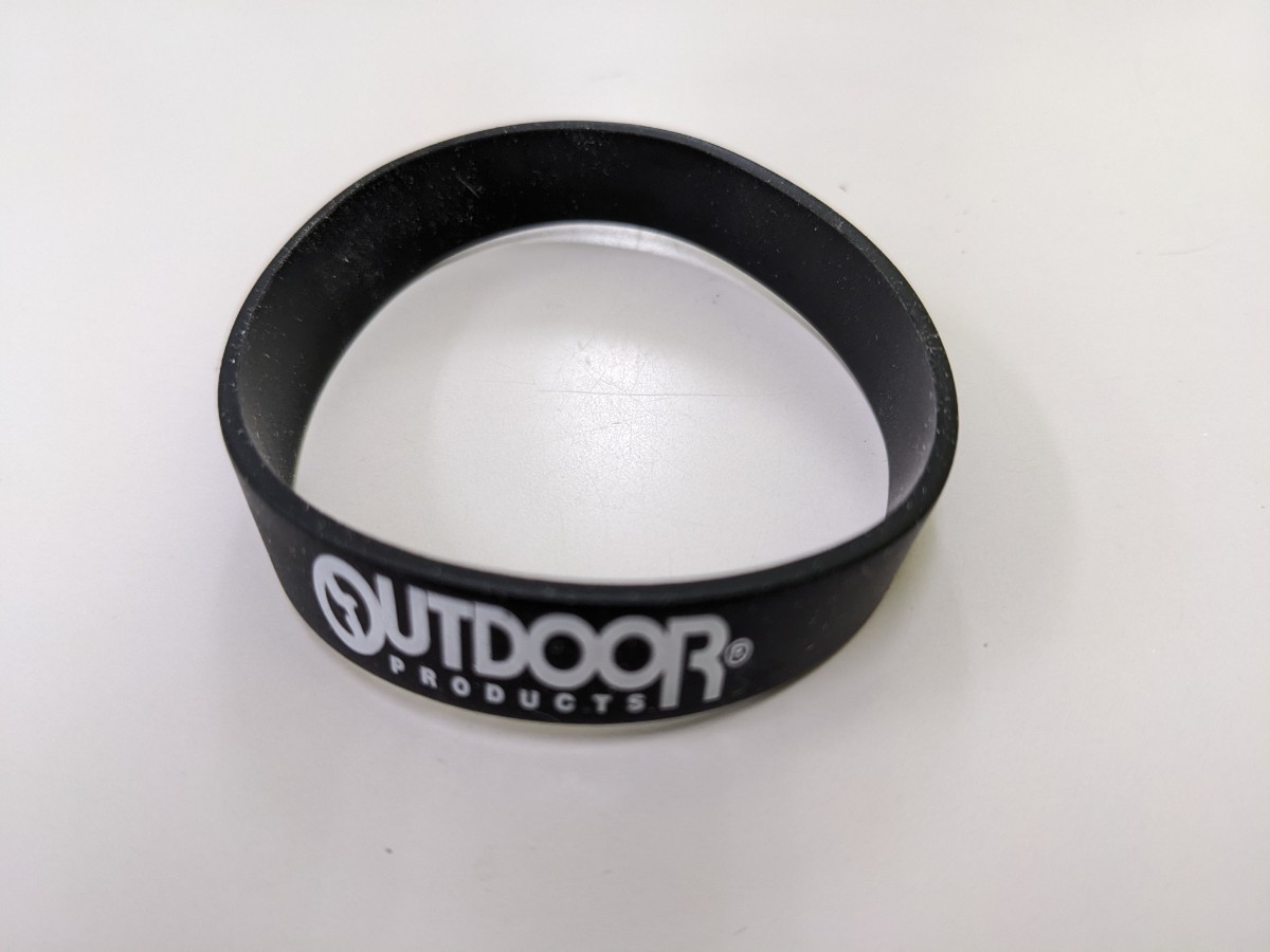 アウトドア OUTDOOR ラバーバンド RUBBERBAND ブラック 黒 リストバンド拍卖