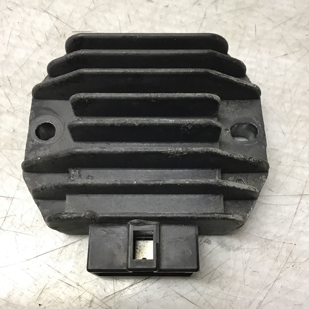 M15-32 ジグナスX 台湾 SE44J レギュレーター 純正部品 動作確認済み拍卖