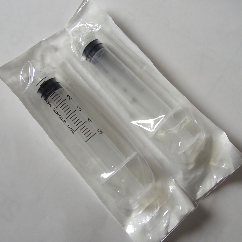 小型グリスガン5ml油さしオイラー代用シリンジ2個★ランクル70ジムニーJA11シエラJB31Wボンネット ドアヒンジ グリスオイル塗布★注射器拍卖