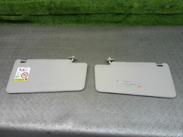 トヨタ(TOYOTA)タンク M900A サンバイザー 左右セット拍卖