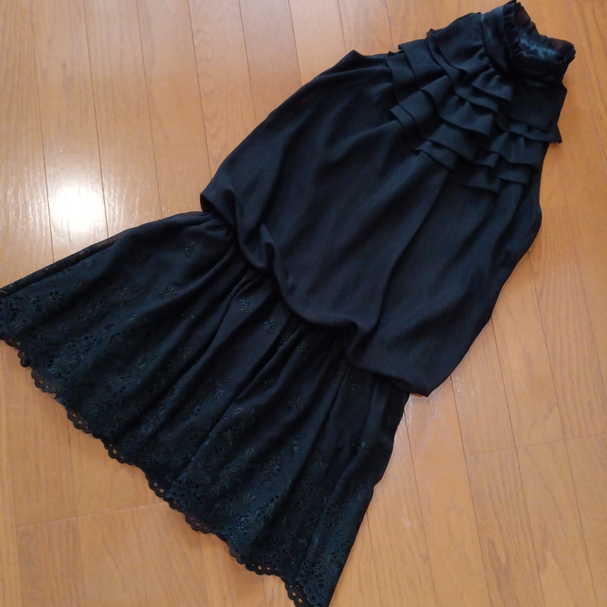 GRANDTABLE グランターブル 袖なしワンピースパーティーワンピース ブラック フォーマルワンピース レース レディスサイズM 中古品拍卖