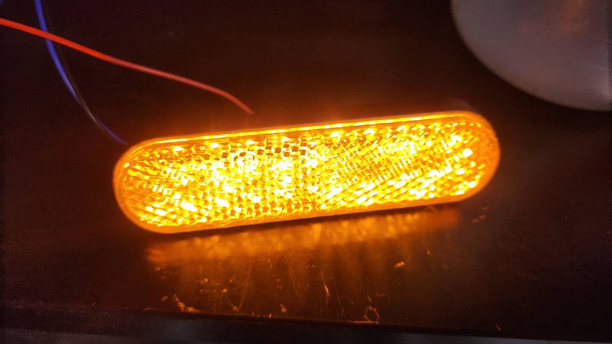 汎用 LED アンバーランプ 12V用 1個(単品)サイドマーカー・ウインカー等反射板 警告灯 テールライト拍卖