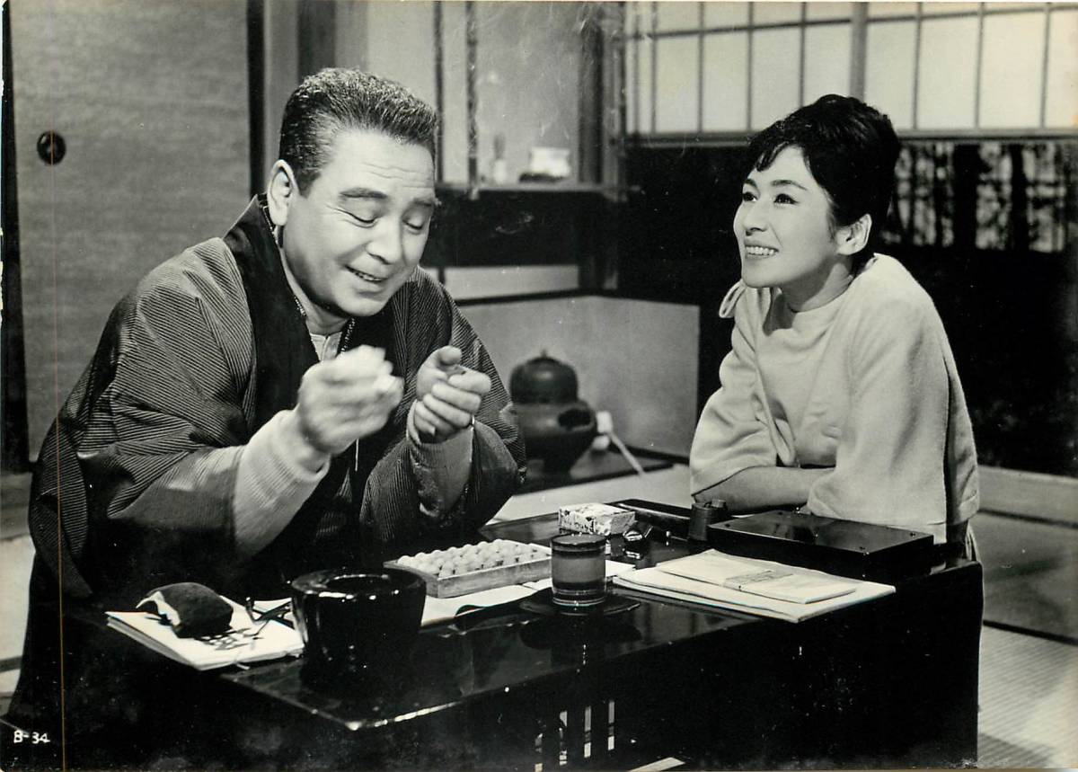 p37630『サラリーマン清水港』スチル 森繁久彌 久慈あさみ 小林桂樹 英百合子 加東大介 藤山陽子 草笛光子 新珠三千代拍卖