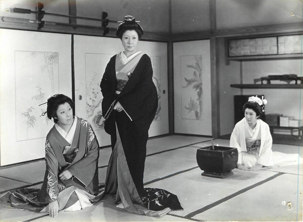 p37495『嵯峨美智子/山田五十鈴』スチル拍卖