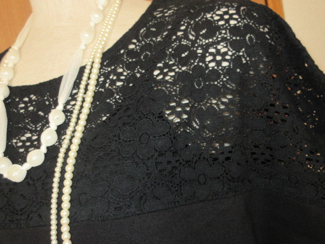 E)■タグ付き新品■【sur lesnuages】■本体/綿35%& 黒レース/綿75%■ショールの様なドロップショルダーデザイン!■カットソー■拍卖