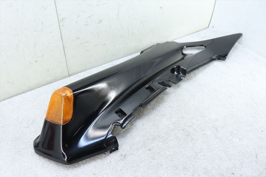 314614 ZZR1100 C型 ~92年 純正 シートカウル 左拍卖