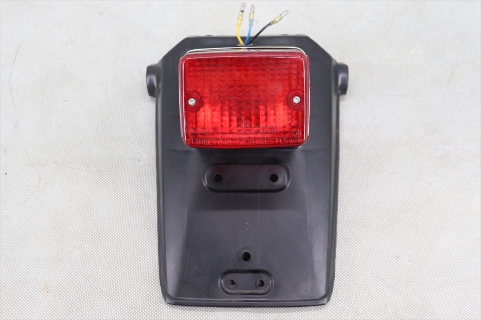 323299 TW200 純正 リアフェンダー テールランプ拍卖