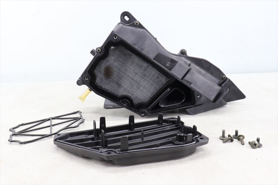 323312 TW200 TW225 純正 エアクリーナーボックス バッテリーケース拍卖