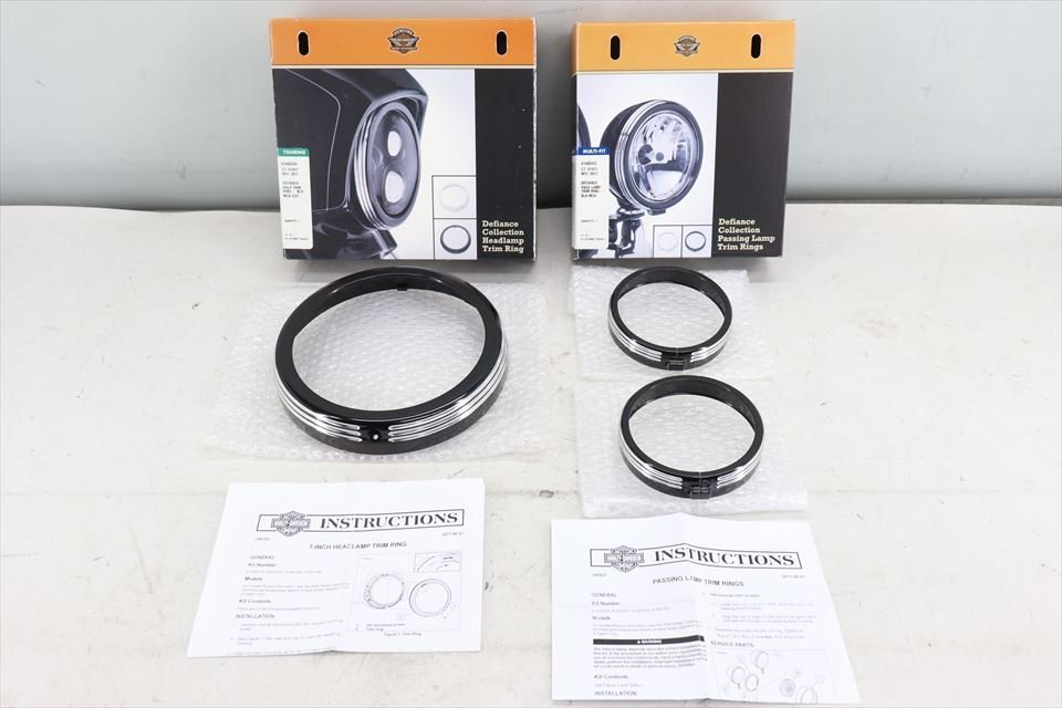 324730 FLHT FLHX FLHR 純正オプション ライトトリムリング ヘッドライト 補助ライト 61400349 61400355 未使用拍卖