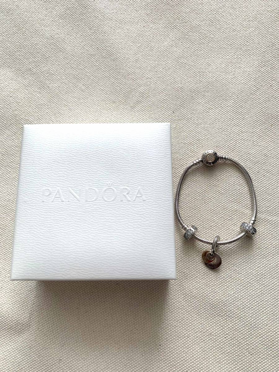 PANDORA パンドラ ME YOU Forever ラインストーン SILVER 925 シルバーバングル ブレスレッド拍卖