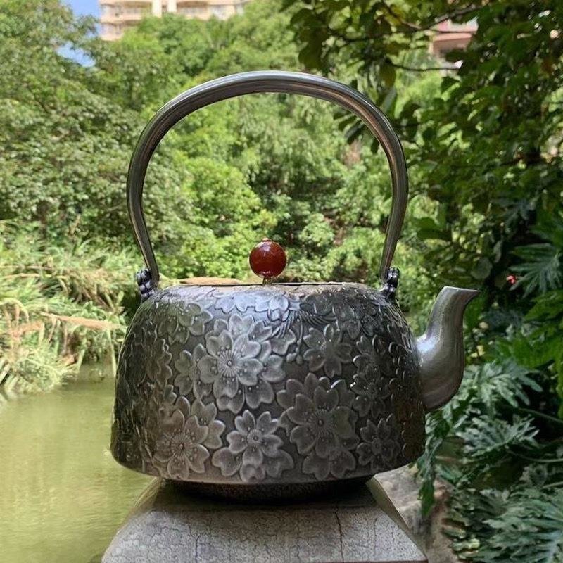 1600ML 砂鉄 鉄壺 コーティングなし 鉄 やかんお湯を沸かす お茶の道具 大容量 手作り拍卖