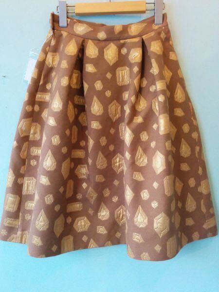 【新品未使用】Ne-net ネネット フレアースカート ゴールド ジャガード 宝石シリーズ ブラウン ゴージャス 25300円 パーティ サイズ1拍卖