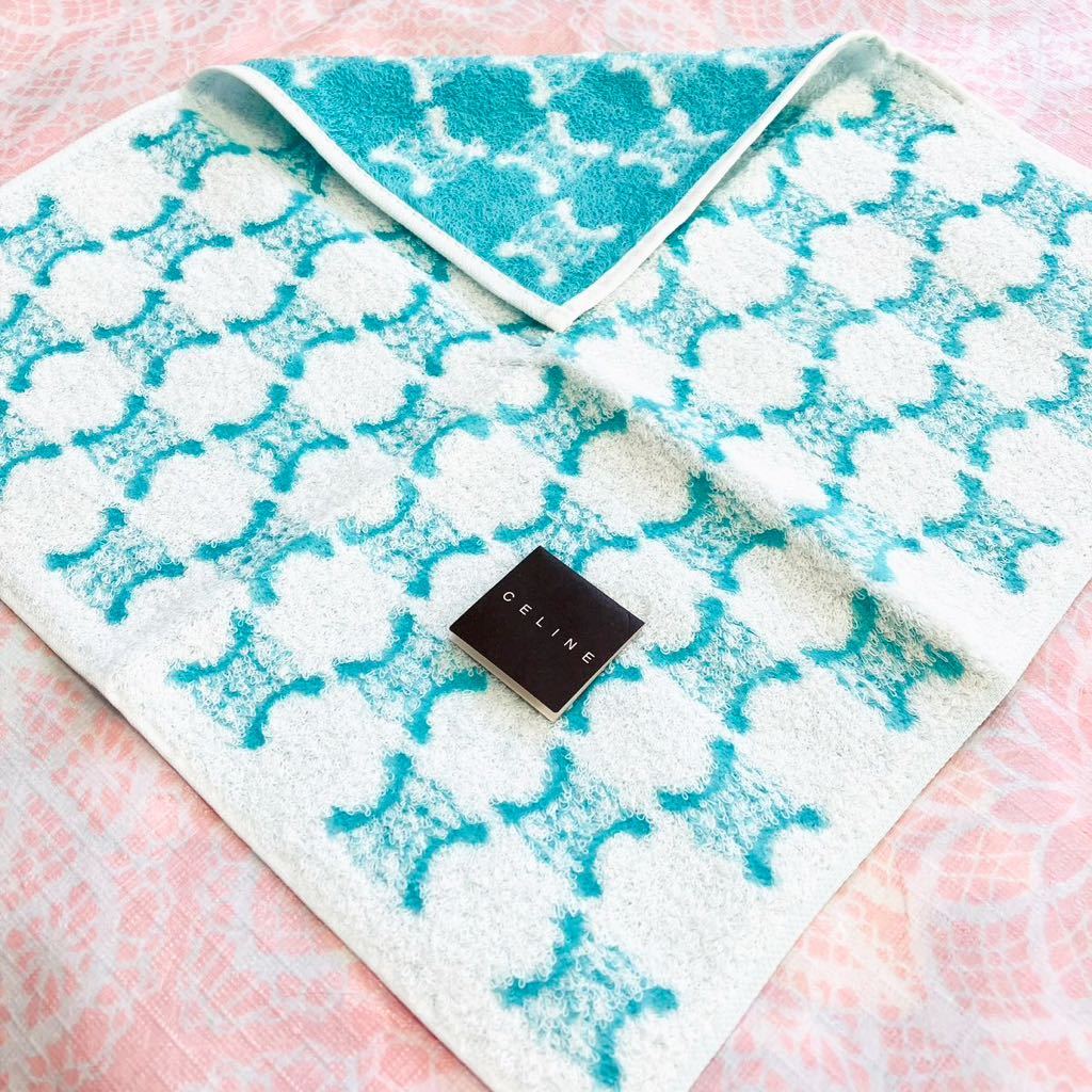 【人気柄】新品/CELINE/タオルハンカチ/正規品/セリーヌ/綿100%/未使用/即決あり/匿名発送/ハンドタオル/マカダム柄/レース/水色/タグ付き拍卖