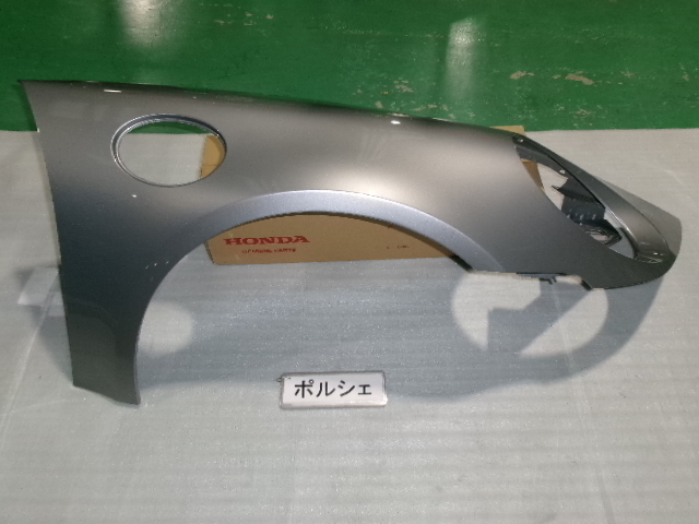 ポルシェ 992カレラSクーペ 992L30 右フロントフェンダー 即決 6639拍卖