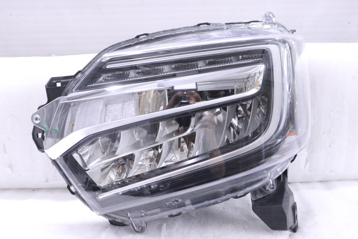 38-1809★前期 LED JF3 JF4 N-BOXカスタム★左ヘッドライト STANLEY W3106 打刻:J ブラック 純正★ホンダ (QT)拍卖