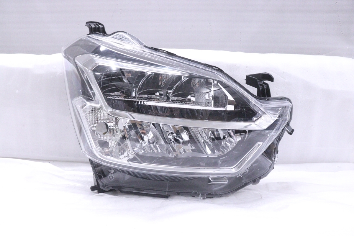 33-2010★【値下】美品★LED LA350S ミライース★右ヘッドライト KOITO 100-69042 打刻:M ユニット ブラック 純正★ダイハツ (RO)拍卖