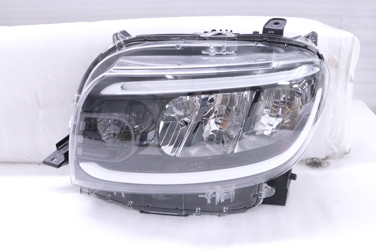 36-920★【値下】極上品★LED LA650S タント★左ヘッドライト KOITO 100-69074 打刻:01 ユニット ブラック 純正★ダイハツ (UK)拍卖