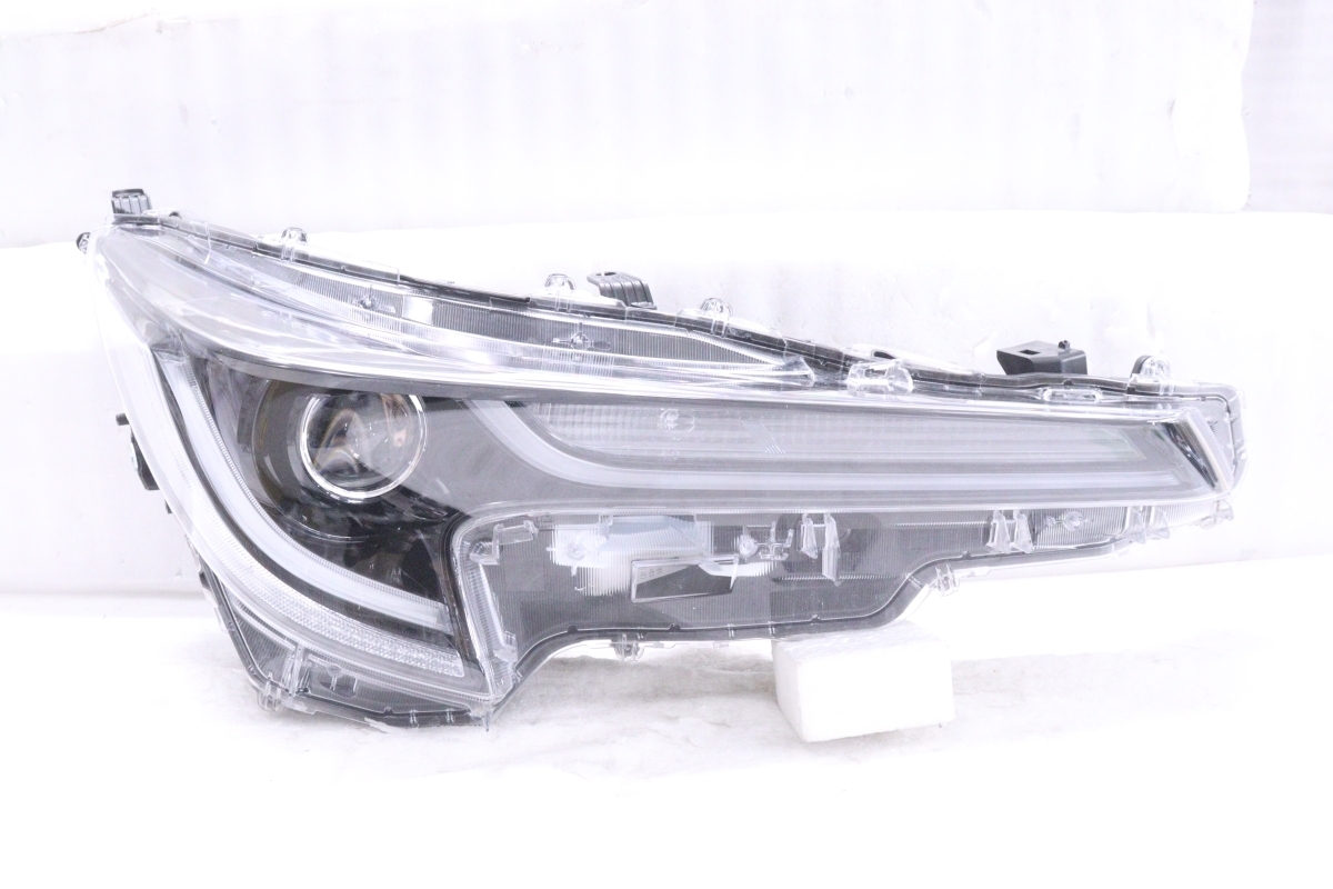 32-2010★【値下】LED NRE210 カローラ ツーリング★右ヘッドライト W×B KOITO 12-632 打刻:M ユニット ブラック 純正 ★トヨタ (UK)拍卖