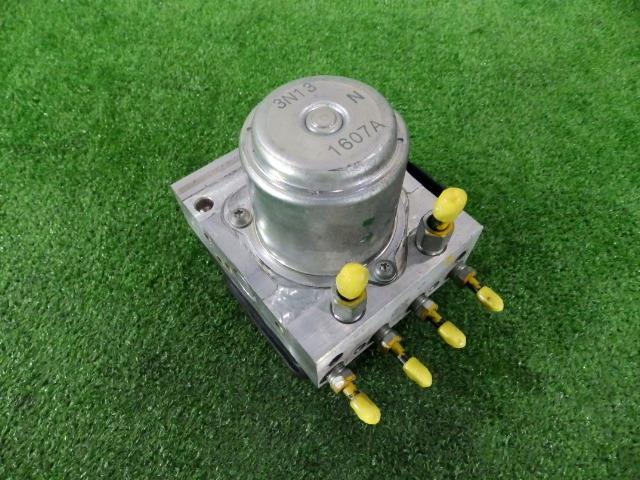 ステップワゴン DBA-RK1 ABSアクチュエーター R20A YR598P SZWJ1 3N19A-0309 231442拍卖