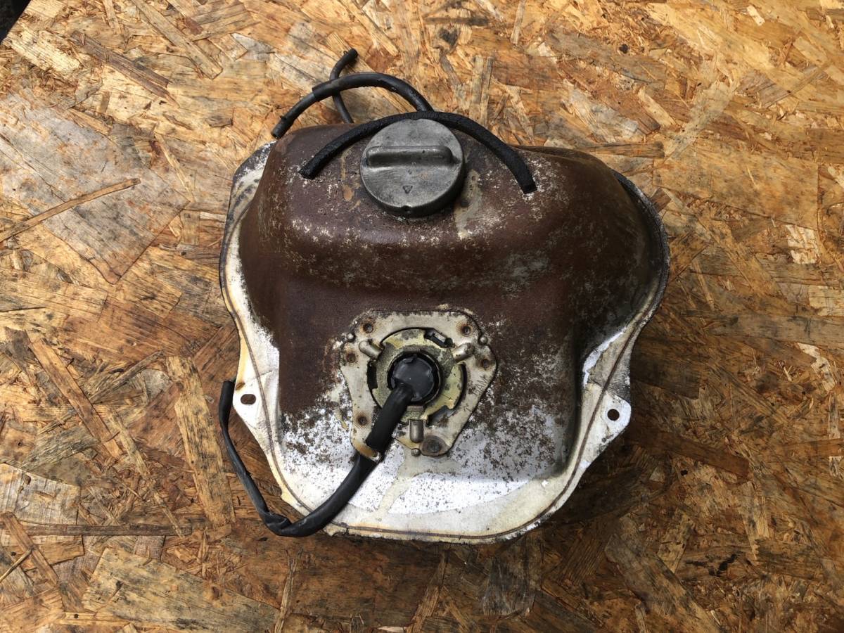 【49620】 ジョルノ AF24 (173番台~) ≪タンク内綺麗≫ ガソリンタンク キャップ拍卖