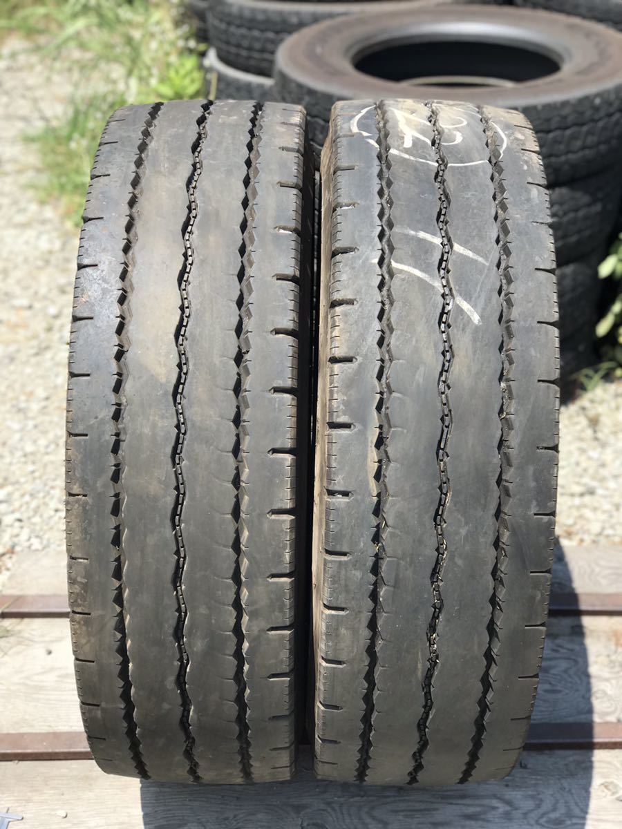 2746 ダンロップ 275/70R22.5 2本セット拍卖