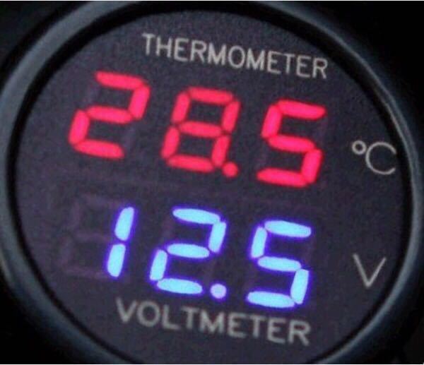 ベンツ/BMW/アウディ/VW/ジープ/トヨタ/ホンダ/日産/スバル/三菱/スズキ/ダイハツ シガーソケット バッテリー電圧&室内温度モニター 12/24V拍卖
