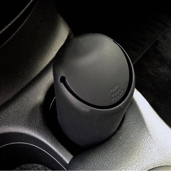 日産 ノート対応 モダンシリコン スマートゴミ箱 ドリンクホルダーにも最適 カラー全2色 ブラック/ホワイト拍卖