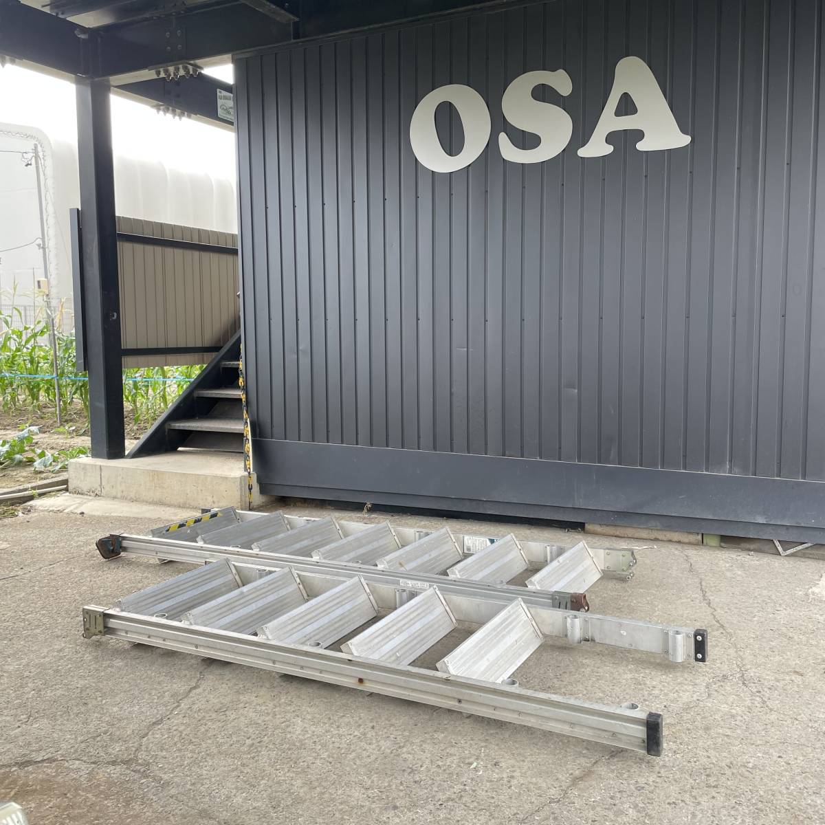 〇★岐阜発 △アルインコ/階段はしご△HC-40/住宅用仮設階段/ALINCO/階段はしご/12段/手すり欠品/難あり/大工さん/現状品 R5.9/27★y拍卖