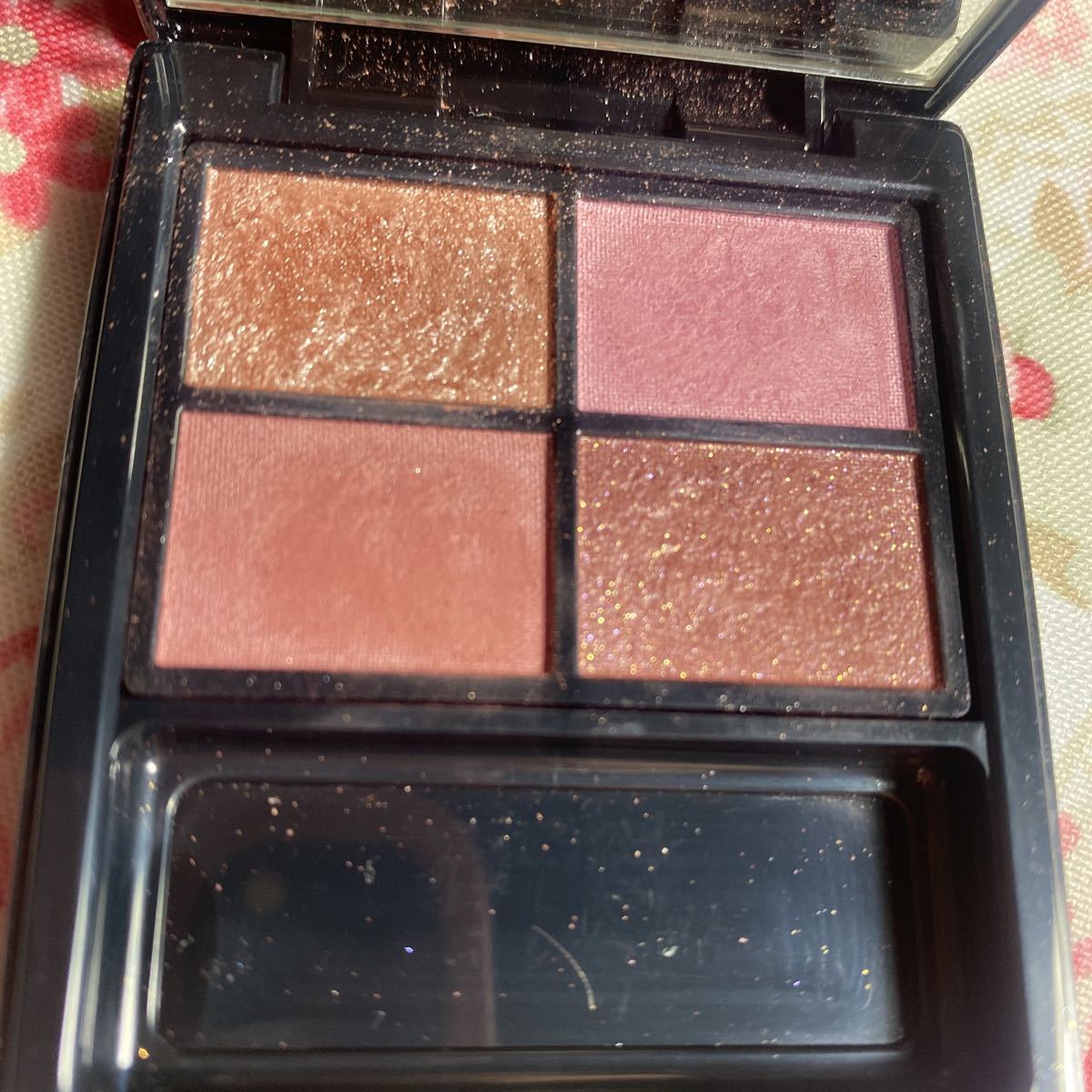 ETVOS(エトヴォス) ミネラルクラッシィシャドー グリッターモーブ ミネラル アイシャドウ拍卖