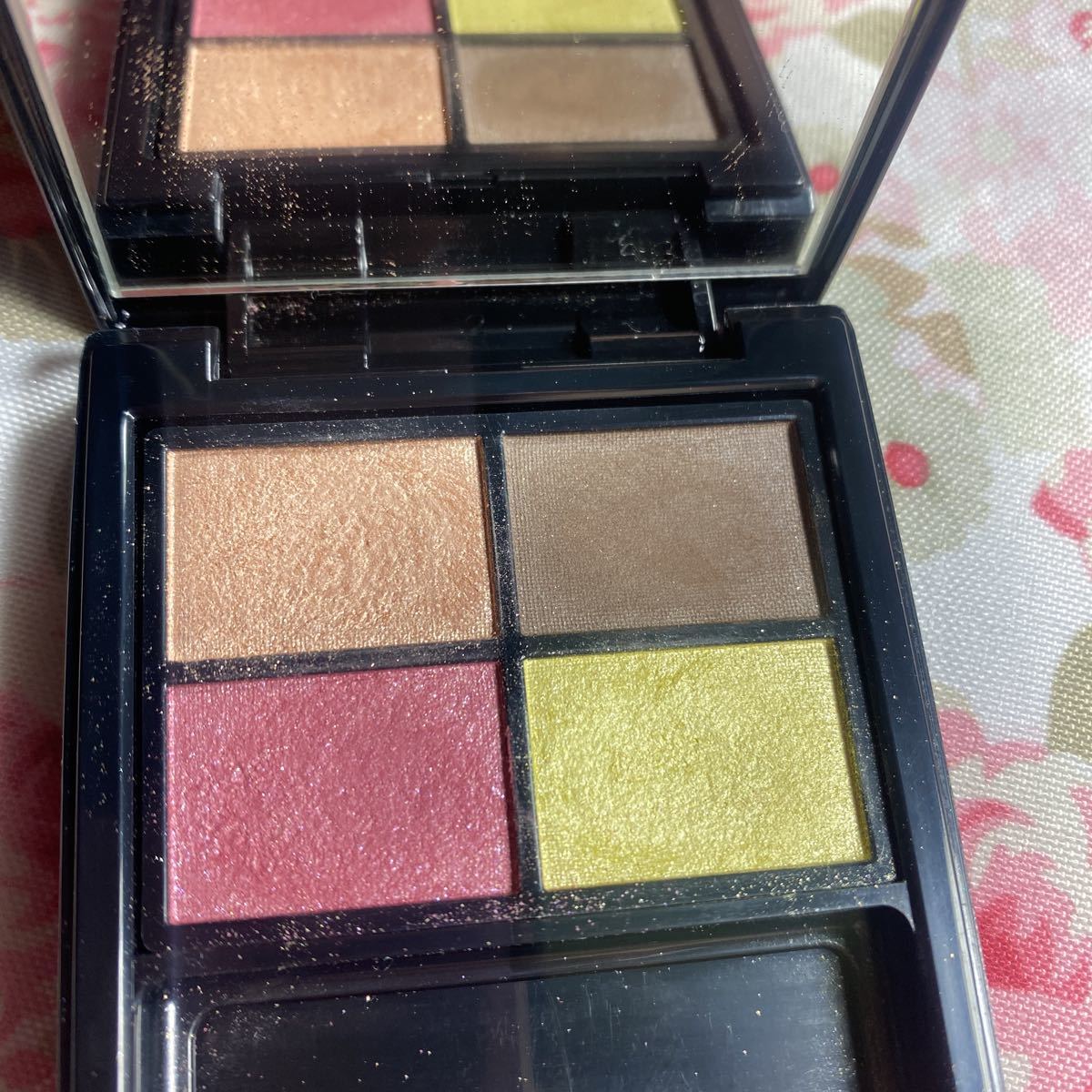 ETVOS(エトヴォス) ミネラルクラッシィシャドー サンライズデュー拍卖