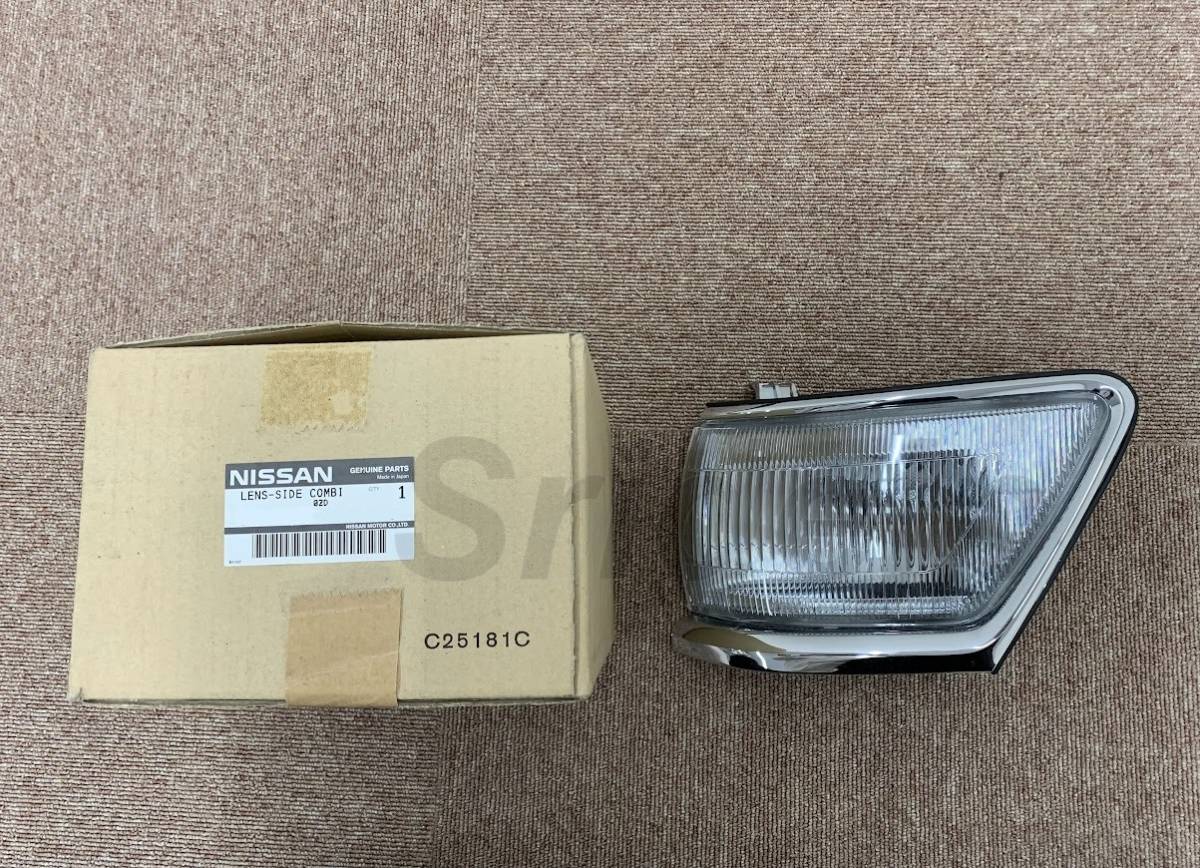 【未使用】日産 純正 C33 ローレル コーナーレンズ コーナーランプ ウインカー コーナー ウィンカー レンズ 左 LH 助手席側 Laurel 希少拍卖