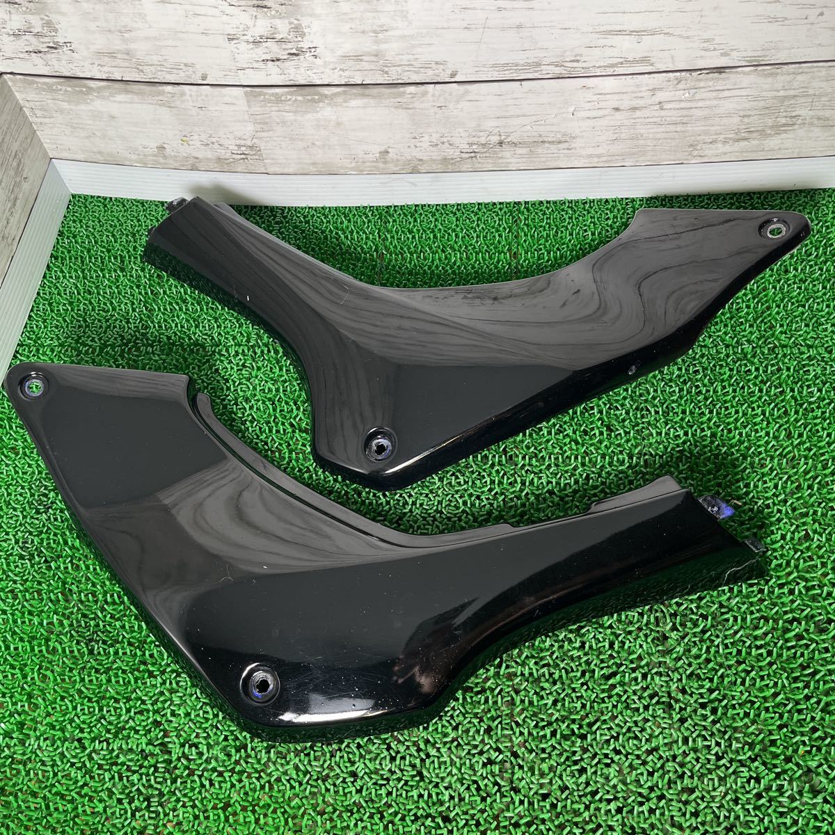 HONDA ホーネット250 サイドカバー 左右セット B拍卖
