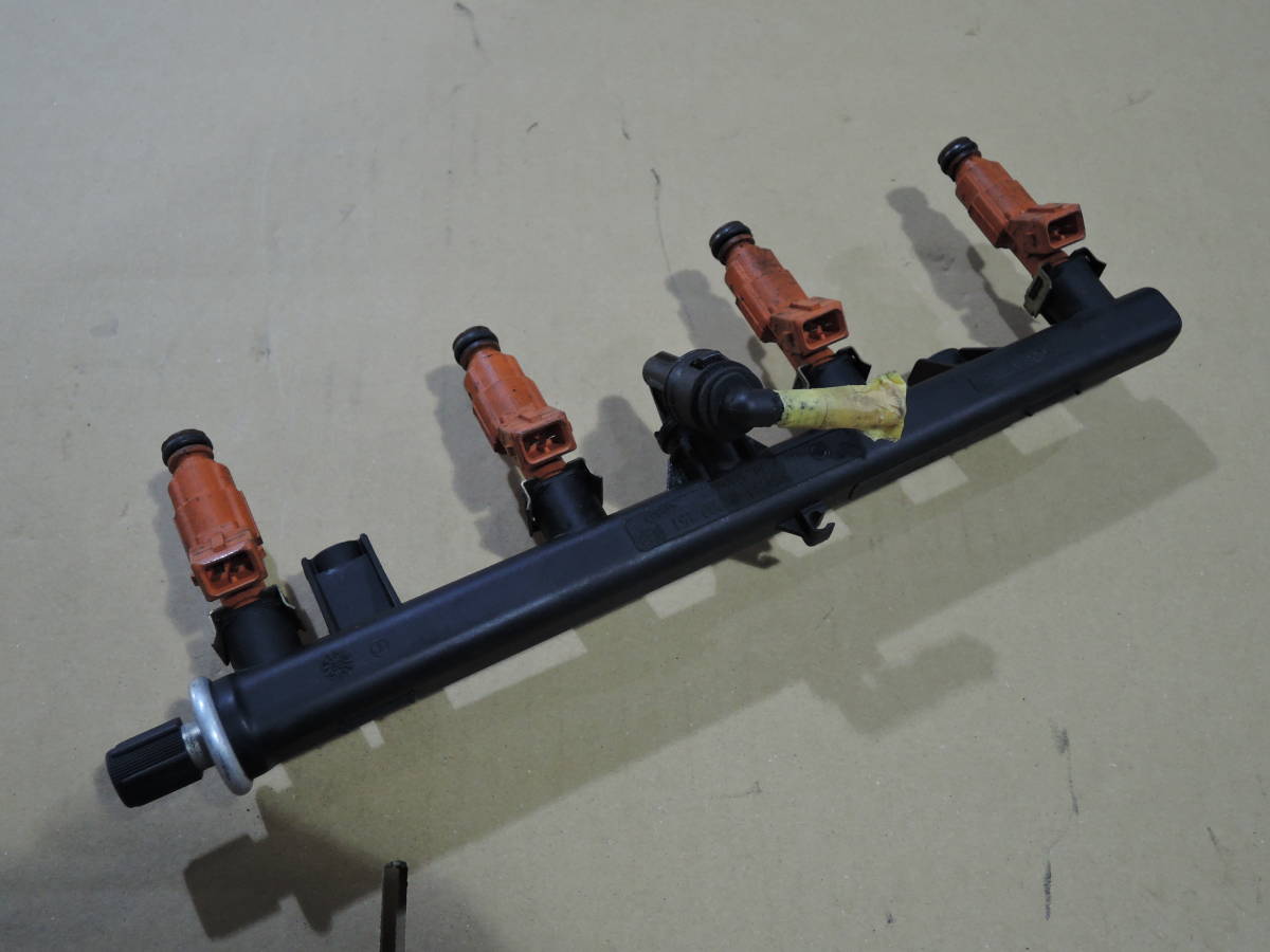 ZAR932000 アルファロメオ156 2.0L 右ハンドル MT インジェクター 0 280 151 048 デリバリー パイプ A-8456拍卖