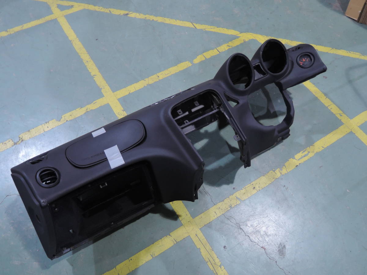 ZAR932000 アルファロメオ156 2.0L 右ハンドル 【訳アリ品】 ダッシュボード 加工品? 燃料メーター 燃料計 インパネ A-8456拍卖