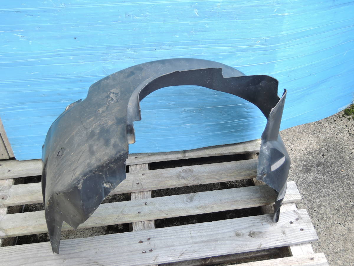 ZAR932000 アルファロメオ156 2.0L 右ハンドル 【訳アリ】 右フロント インナーフェンダー ライナー 60619623 右前 タイヤハウス A-8456拍卖