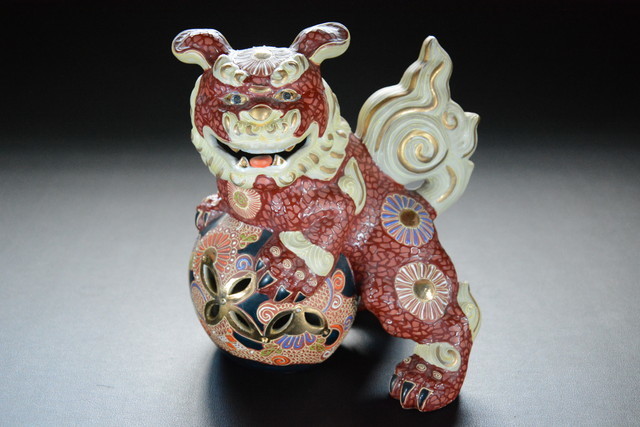 古い置物 玉獅子 九谷八幡窯 約22.5cm 検索用語→B10内魔除け狛犬玉獅子赤獅子縁起物シーサー古民芸郷土玩具拍卖