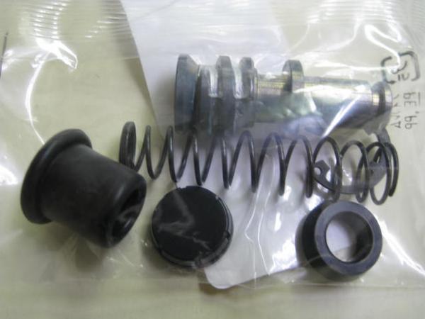 送料無料★新品★XJ400/D(5M8,9)★純正フロントマスターキット拍卖