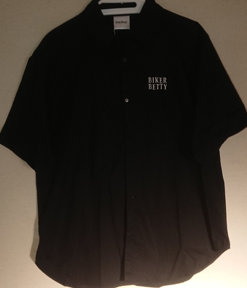 即決 ベティ・ブープ メンズ開襟シャツ【M】新品タグ付き ベティちゃん BETTY BOOP Tシャツ拍卖