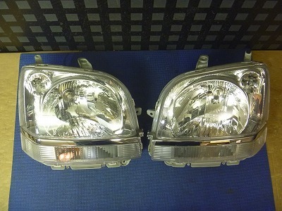 #1328 L150S ムーヴ 左右ヘッドライト ハロゲン 電動レベライザー ★拍卖