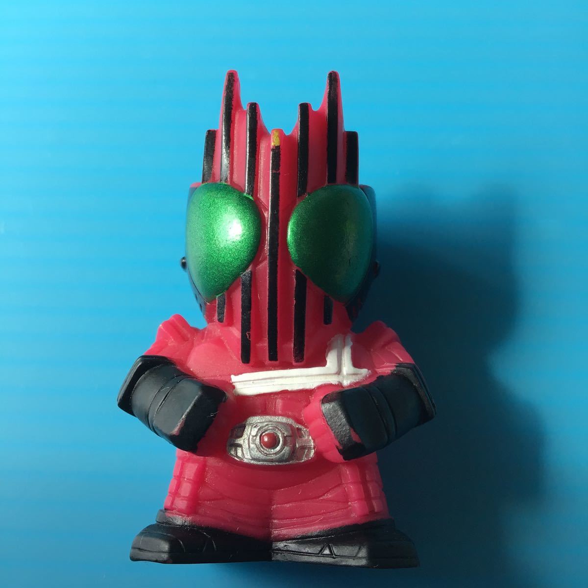 used おもちゃ 「 指人形 ソフビ 人形 仮面ライダーディケイド 」傷、インク移り、汚れあり / 仮面ライダーシリーズ / コレクション拍卖