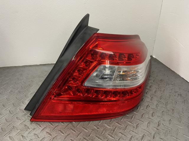 ティアナ J32 右 テール ランプ ライト 26550-JN00A拍卖