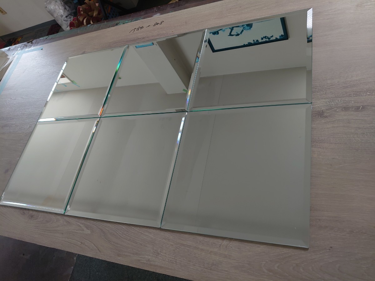 ★人気商品★【NABAE硝鏡】日本一安い!ミラーの加工専門店 300ミリ角 面取りミラー1枚1600円受注生産です。拍卖