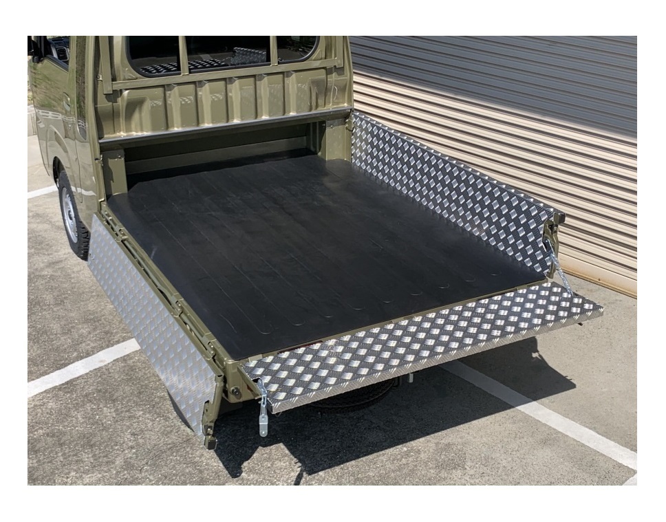 ■軽トラック サンバーグランドキャブ S510J 荷台ゲートインナーカバー アルミ縞板 3点SET 拍卖