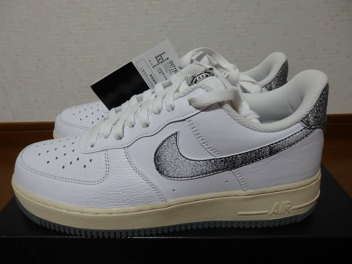 即決 レア 限定! 新品 NIKE ナイキスニーカー AIR FORCE 1 '07 LX エアフォース1 50イヤーズ オブ ヒップホップ 28.5cm♪25周年 40周年拍卖