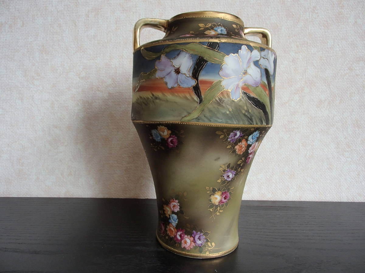 オールドノリタケ(MーNIPPON印)【両耳付花瓶】(耳から耳まで・・13cm・高さ・・21cm)・金点盛り・金線・手描き・鶯色の吹きぼかし拍卖
