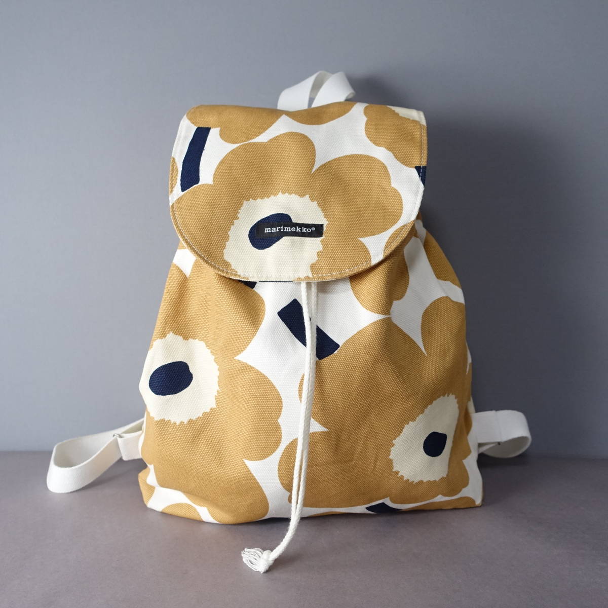 ☆レア☆marimekko/マリメッコ/フィンランド製/ウニッコ/リュックサックバッグ/ベージュ/鞄/カバン拍卖