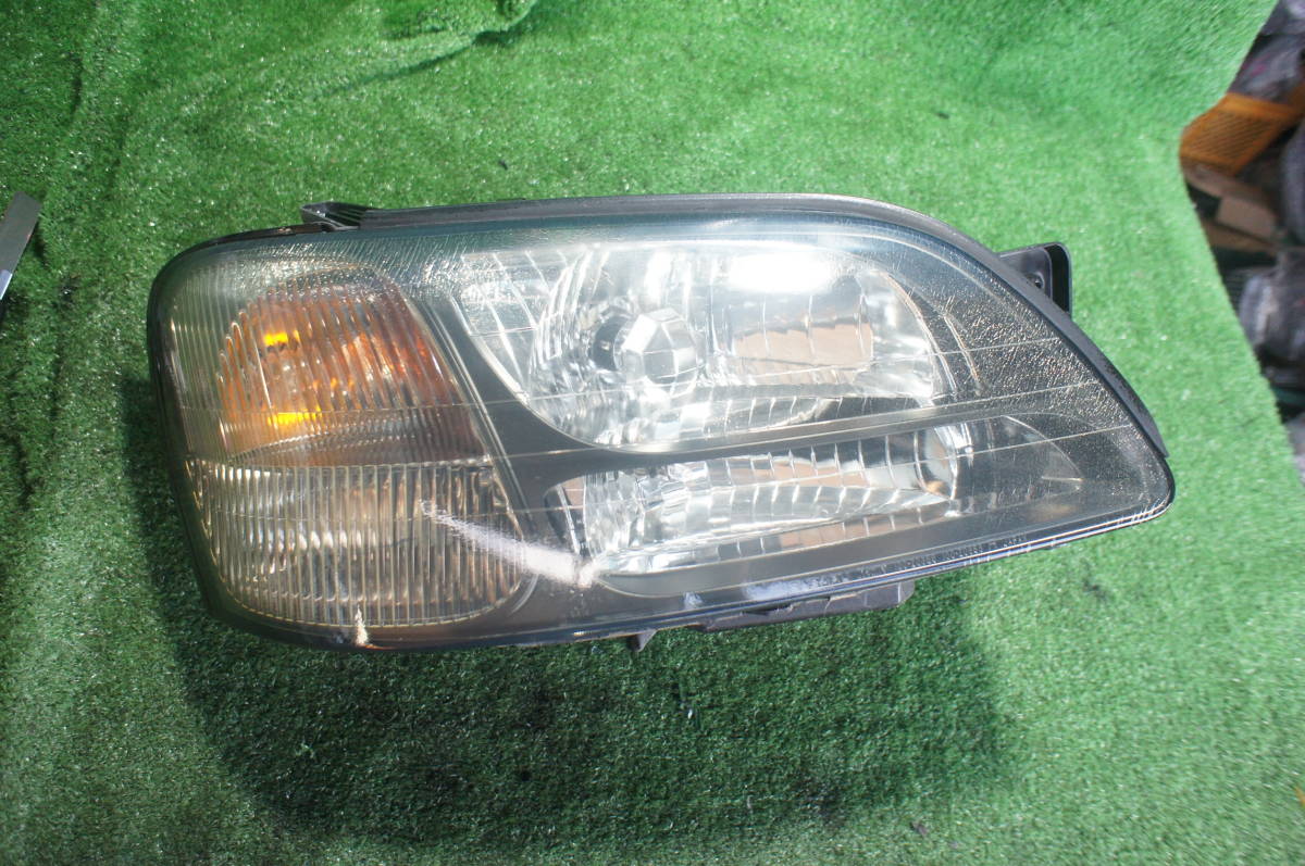 D396 スバル BE5 レガシィ 純正 キセノン HID ヘッド ライト ランプ 右 BH5 アイライン カバー ガーニッシュ オプション拍卖
